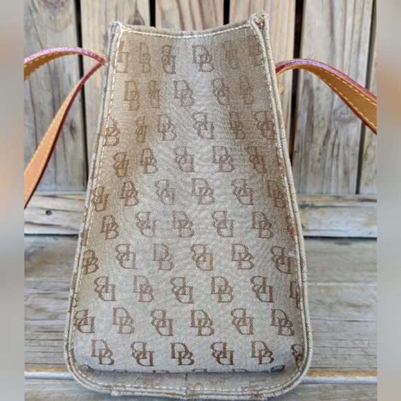Dooney & Bourke Tan East West Tote - Picture 8 of 13